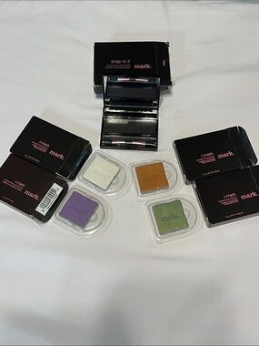 mark. Single Eyeshadow Squares Set with Palette - Purple, Green, Gold, White
